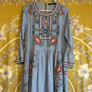 Sportsgirl Embroidered Summer dress size S